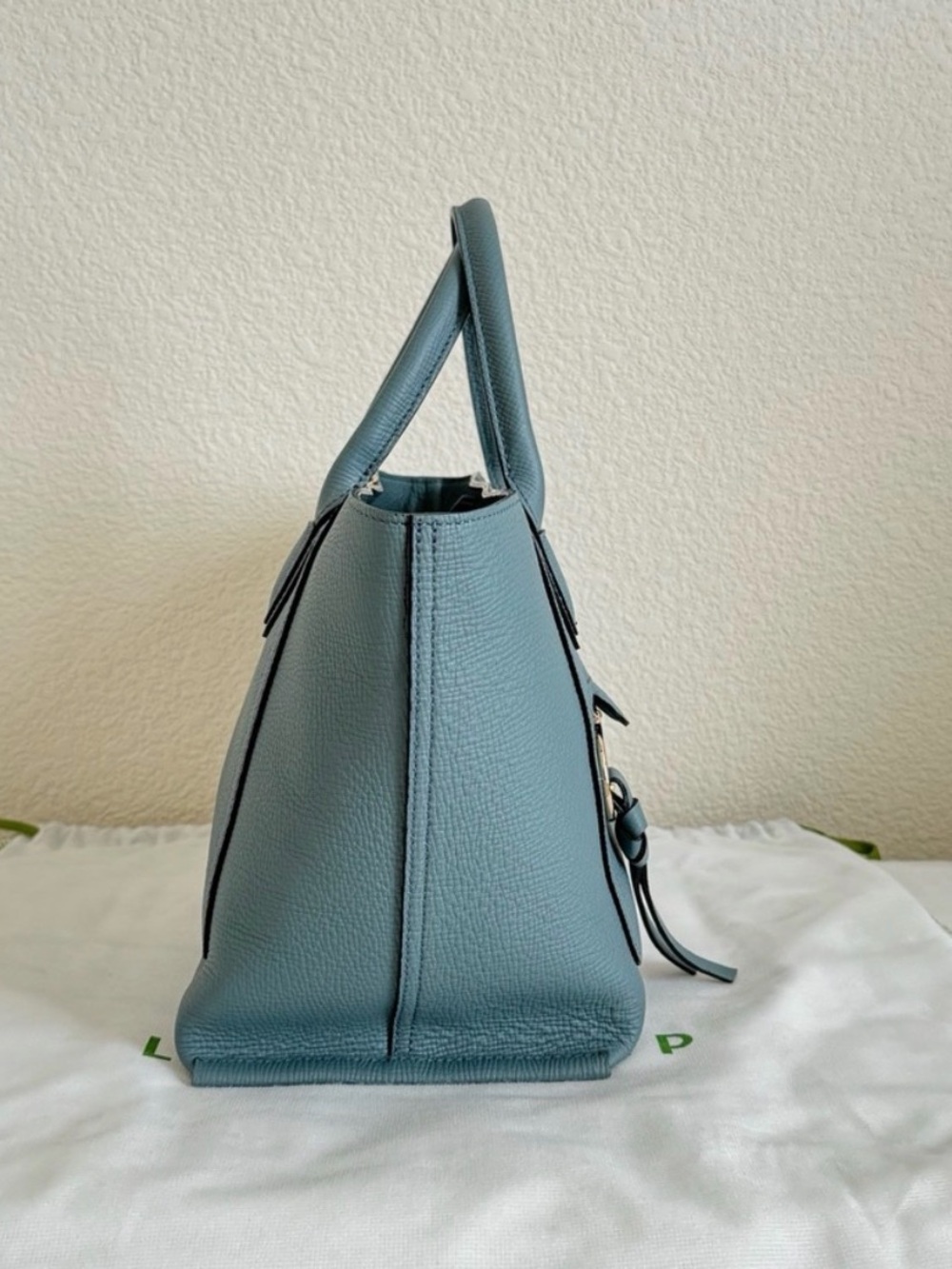 NEW - Longchamp Medium Mailbox Leather Tote Bag in Dusty Blue - Picture 4 of 12